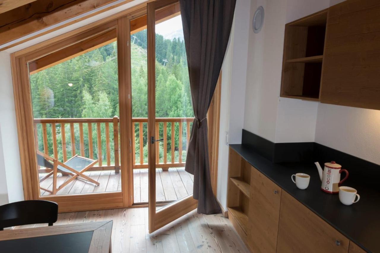 Appartamento Jardin Des Alpes. La Thuile Exterior photo